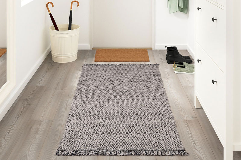 Модный ковер в прихожую